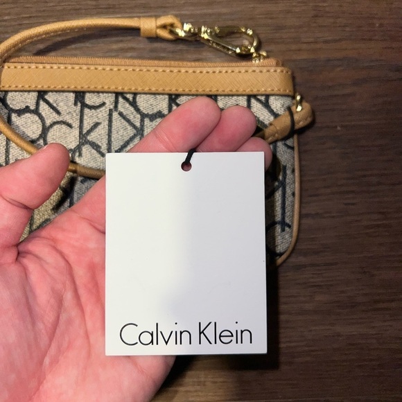 NWT Calvin Klein Women’s Wallet - Picture 4 of 7